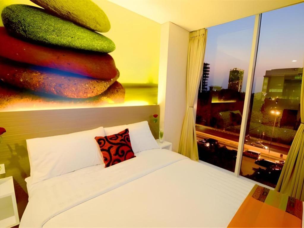 Clay Hotel Jakarta Exteriör bild
